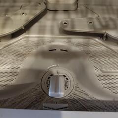 値下げ！Panasonic パナソニック 電気食器洗い乾燥機 NP-TH3-W 2020年製 40点 給水 排水ホース 分岐水栓付き 動作確認済み 食洗機