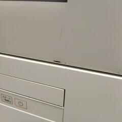 値下げ！Panasonic パナソニック 電気食器洗い乾燥機 NP-TH3-W 2020年製 40点 給水 排水ホース 分岐水栓付き 動作確認済み 食洗機