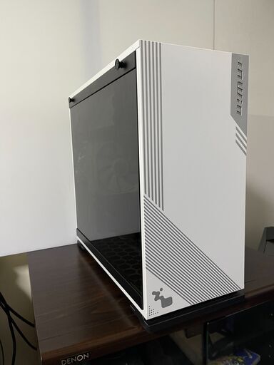 自作PC ゲーミングPC Win11認証済み (Hitoshi) 鳴海のデスクトップ