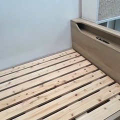 【美品】シングルベッド　天然木スノコ