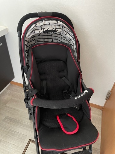 コンビメチャカルハンディ⭐︎ミッキー限定デザイン コンビ ベビーカー