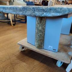 【愛品倶楽部柏店】LAVAMAR社  天然石トップ重量級テーブル イタリア製