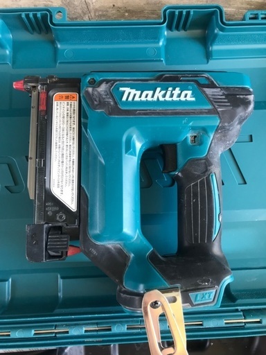 マキタ　充電式ピンタッカー