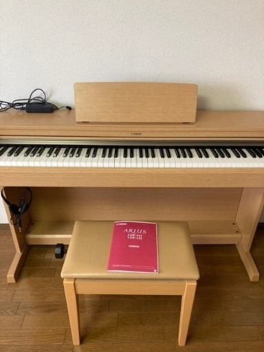 電子ピアノ　ヤマハピアノ　ARIUS  YDPー162