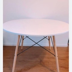 処分セール→ニトリ円卓テーブル（直径100cm×高さ70cm）