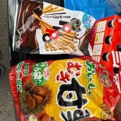 お菓子まとめて売ります