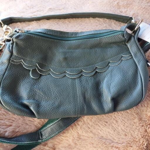 新品 牛革ショルダー ハンドバッグ