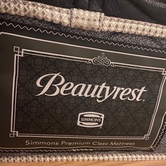 シモンズセミダブルマットレス/無印ベッドフレーム