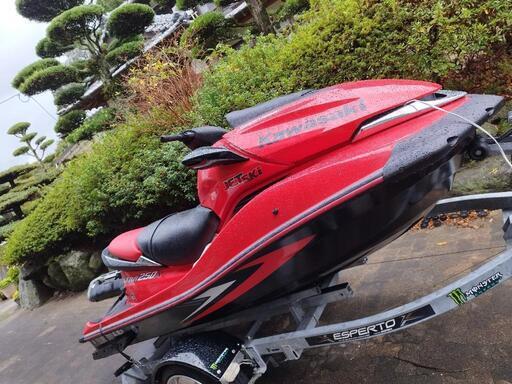 カワサキ　ウルトラ250x　ジェットスキー　水上バイク　トレーラー無し