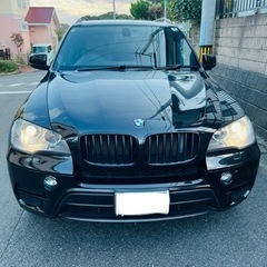 BMW  X5.   X drive 35i. 79500km....