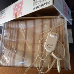 [値下げ]　ほぼ未使用　掛け敷き電気毛布