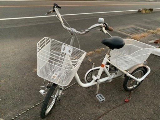 大人用三輪車