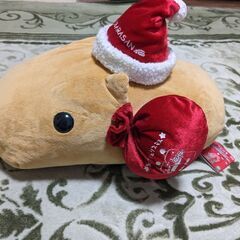 クリスマスver.のカピバラさんのぬいぐるみ