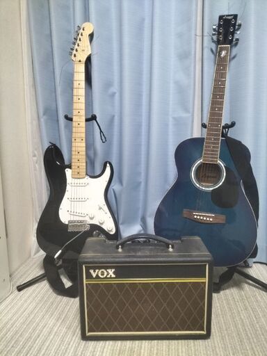 ギター2本とアンプとキーボードを譲ります。
