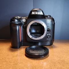 11月末で削除します　大特価　デジタル一眼レフカメラ　Nikon...