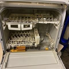 福岡市内配送無料　2020年　パナソニック　NP-TY12　食洗器　45点　ホワイト