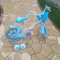 子供用自転車です。補助輪付き。無料