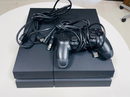 PS4 本体、コントローラー、接続部品あり【ジャンク品】