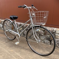 ブリヂストン通勤通学自転車 26インチ カゴ/変速機/鍵/オートライト付