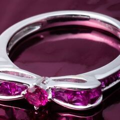 K18WG ルビー リング (リボンモチーフ) 品番r22-131