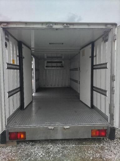 匝瑳市】横扉付き 保冷コンテナ (No.B-85) 長さ約600cm(+50cm)×幅228cm