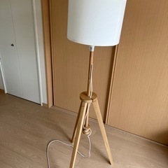 【ネット決済】IKEA LAUTERS ラウテルス フロアランプ...