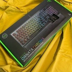 Razerマルチライティング メカ・メンブレン ゲーミングキーボード 