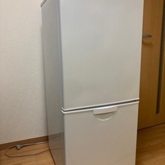 Haier/ﾊｲｱｰﾙ　2ドア冷凍冷蔵庫　140L　JR-NF1...