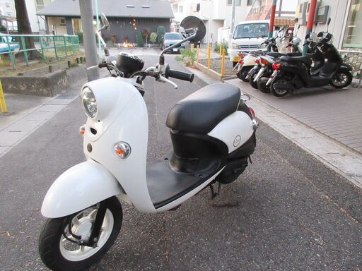 ビーノ　FI　安心の初期不良対応車⭐︎人気ホワイト♪ バッテリー新品　4サイクル　ヤマハ