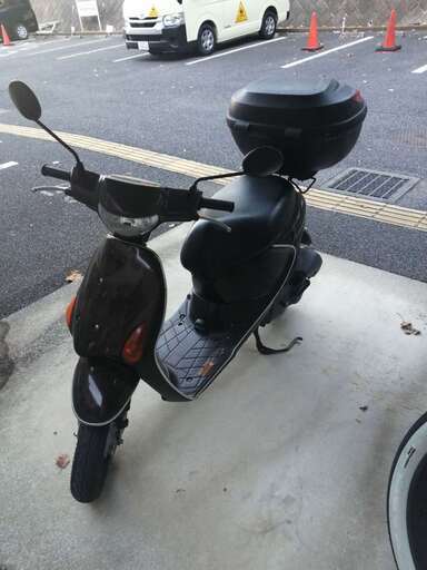 スズキレッツ4、型式:CA45A 、メーター表記: 10352 km、４万円で譲ります。