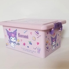 新品、未使用！ クロミちゃんのコンテナBOX お菓子付き