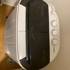 小型二槽式洗濯機 定価16,800円（使用期間：1年）