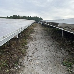 低圧太陽光発電所の草刈り兼フェンス補修 - 花巻市