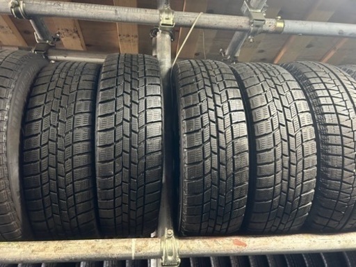 その他 175/65/15 Used winter tires 4 + changing and installation  