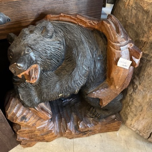 1062 木彫りのクマ