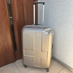INNOVATOR スーツケース62L