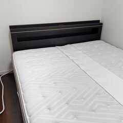 使用期間5か月 ニトリ クイーンベッド ベッドフレームとマットレスのセット 美品