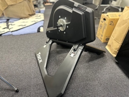 Tacx Neo smart T2800 タックス ローラー