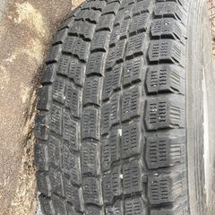 ランクル、アルミホイルタイヤ着き(スタッドレス)