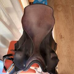 【状態良好】乗馬の鞍