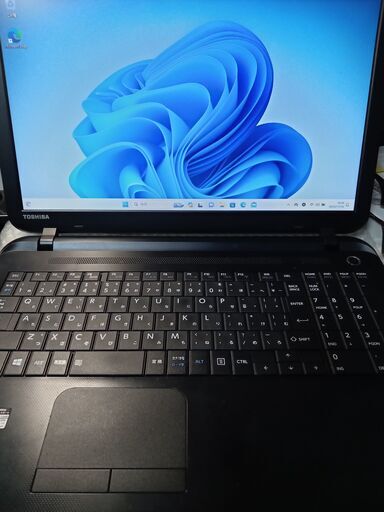 TOSHIBA  dynabook　B25/21