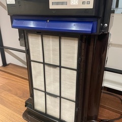 ダイキン 2018年製 空気清浄機（加湿機能付き） MCK70VBK-T