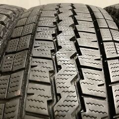 DUNLOP WINTER MAXX SV01 195/80R15 107/105L LT 15インチ スタッドレス 4本 20年製 バリ溝 ハイエース キャラバン等　(VTY678)クレジットカード QRコード決済可能