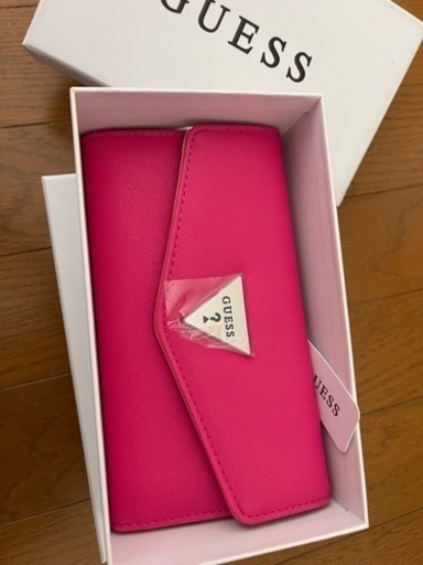 財布　GUESS