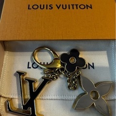 ルイヴィトン　チャーム