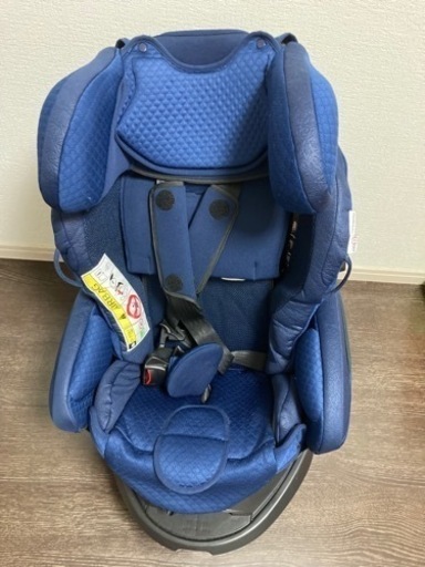 フラディア　グロウ　ISOFIX360°
