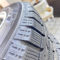 スタットレスタイヤ4本アルミセットTOYO 195/60R 15