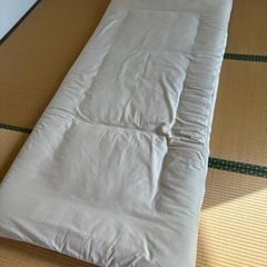 シングル敷布団と枕2個