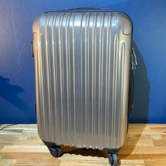 楽天で人気のスーツケース 57×37×21cm シャンパンゴールド