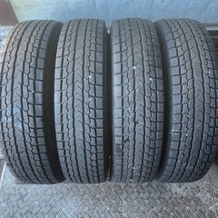 バリ山　YOKOHAMA ヨコハマ　G075 185/85R16 105/103L LT スタッドレス　タイヤ　2018年製　16インチ